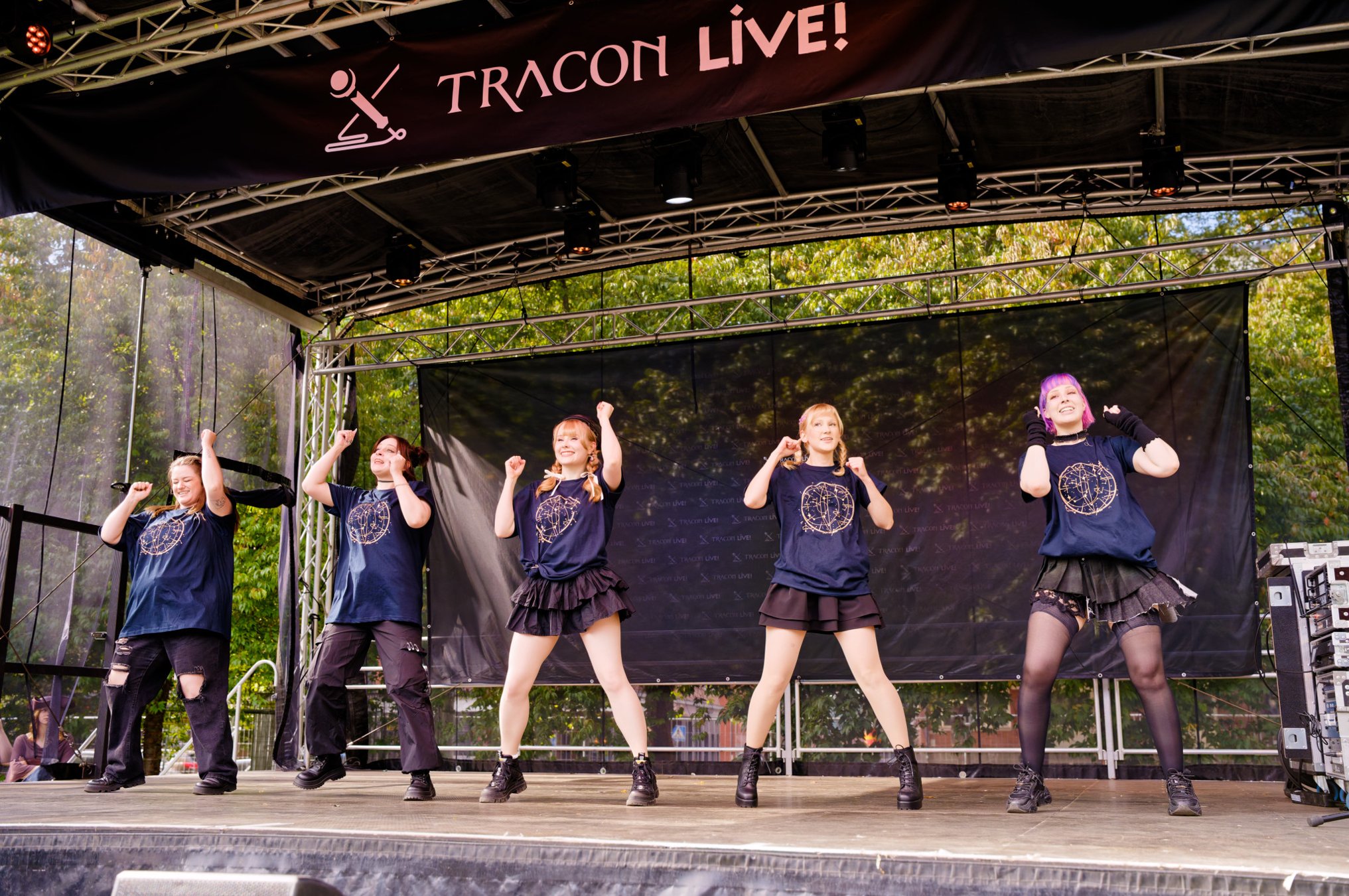 TRA09807-Medley10_Tracon2026_emilmeemu_no_360