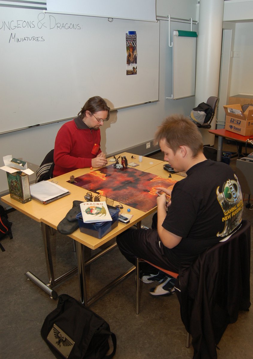 Tracon_48