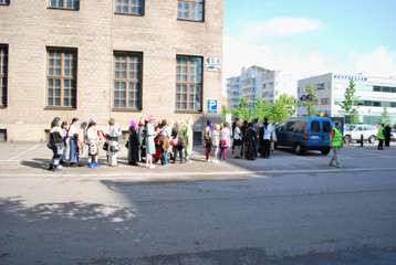 041