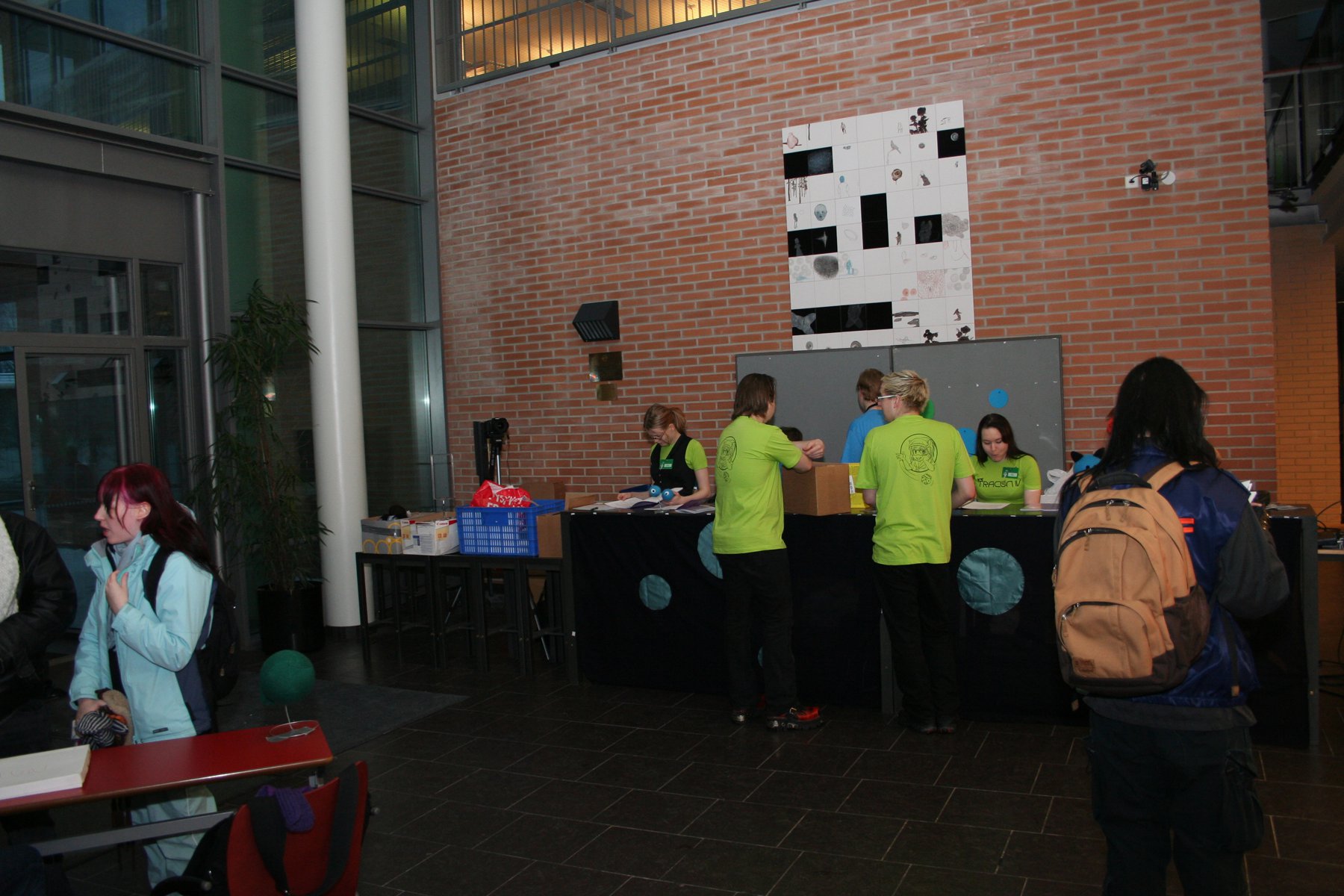 staff_06