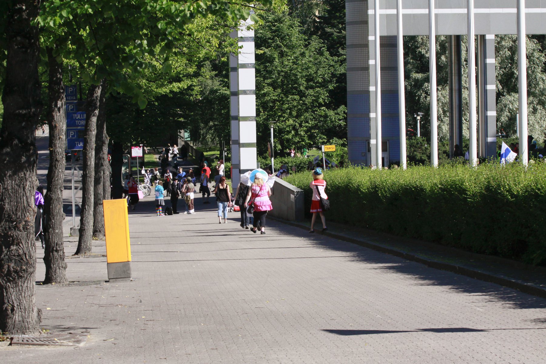 Tracon-1754