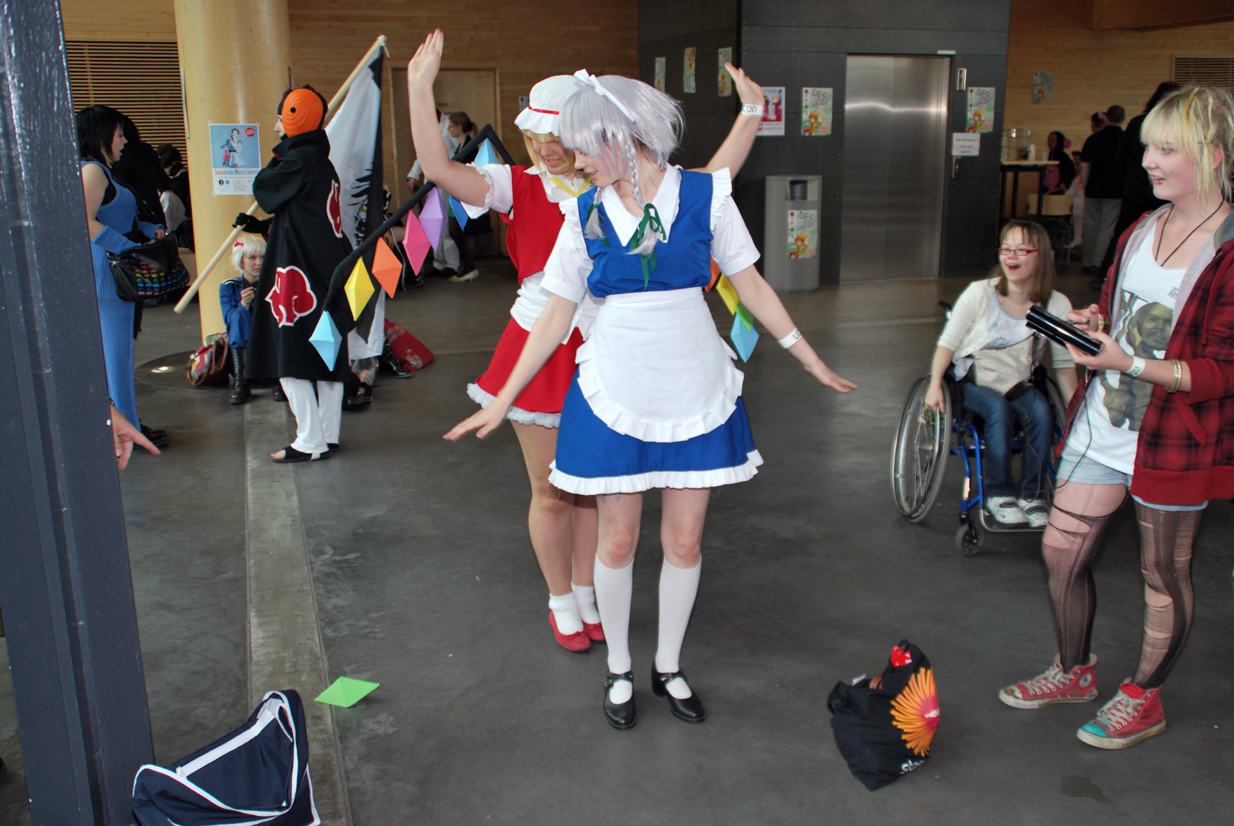 D282