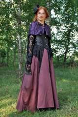 323