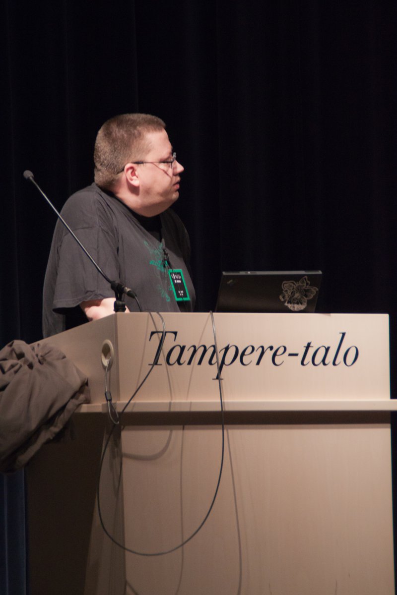 Tracon_2011-5498