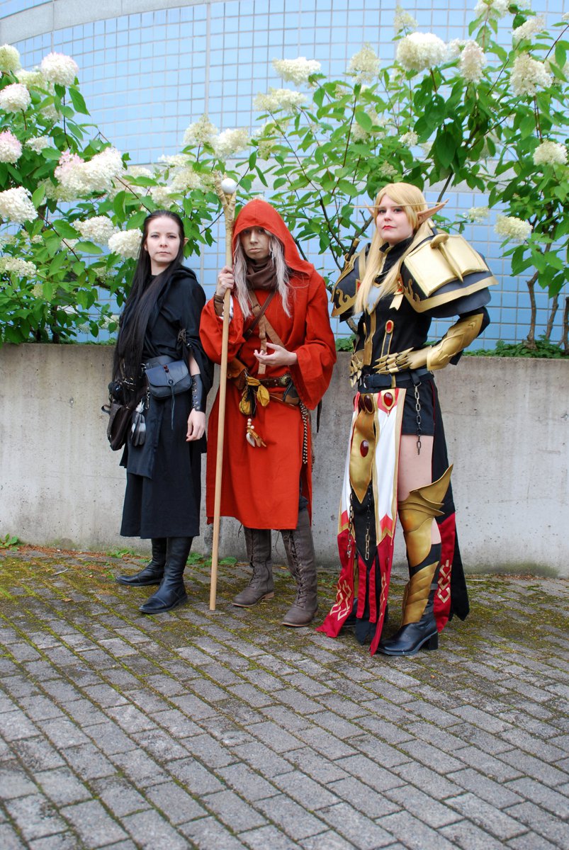 052