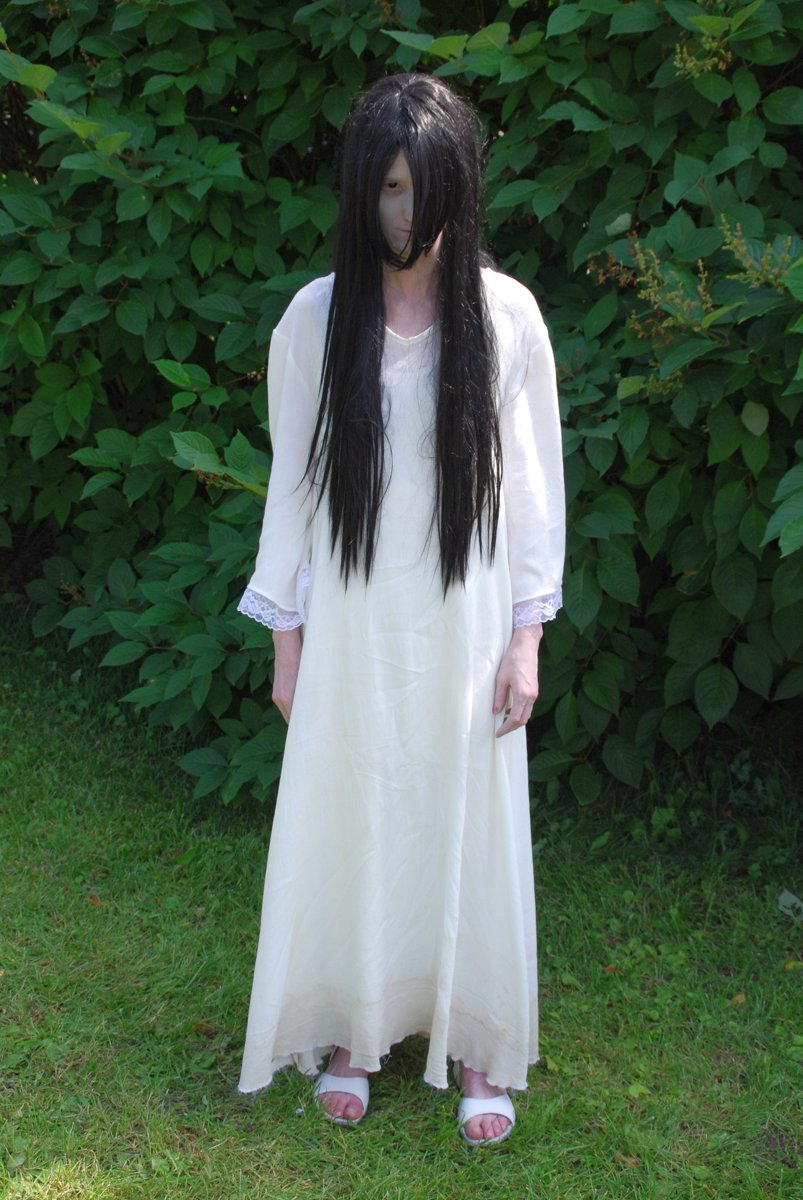 052