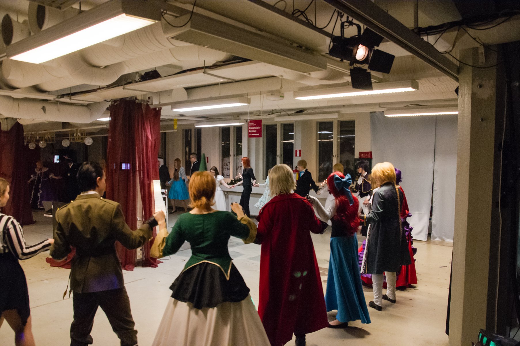 cosplaytanssiaiset_yleis-47