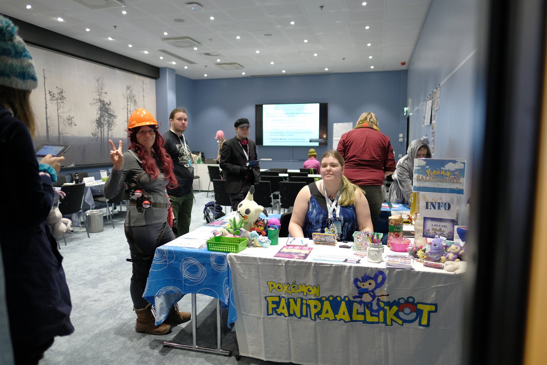 2018-02-17_yukicon-pokemon-huone-davey_duong